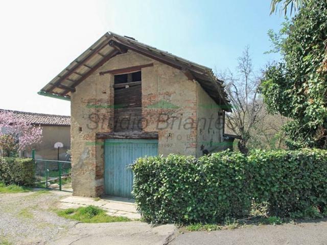 Rustico in vendita a Carate Brianza, Monza-brianza