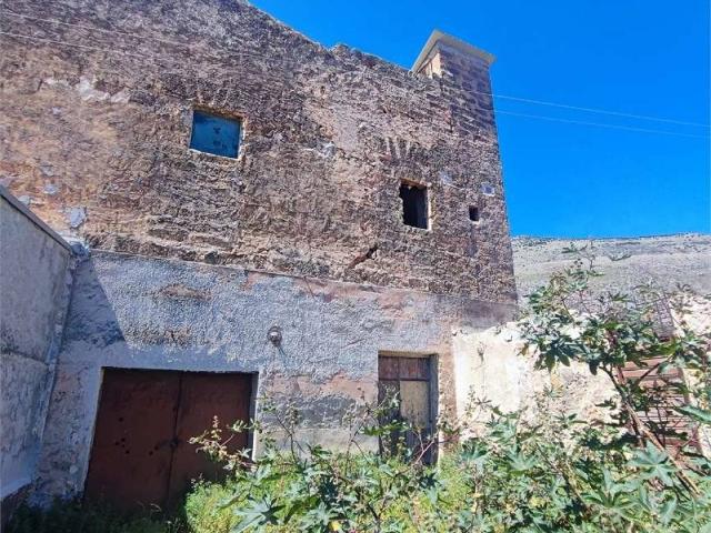 Rustico in vendita a Piraineto, Carini