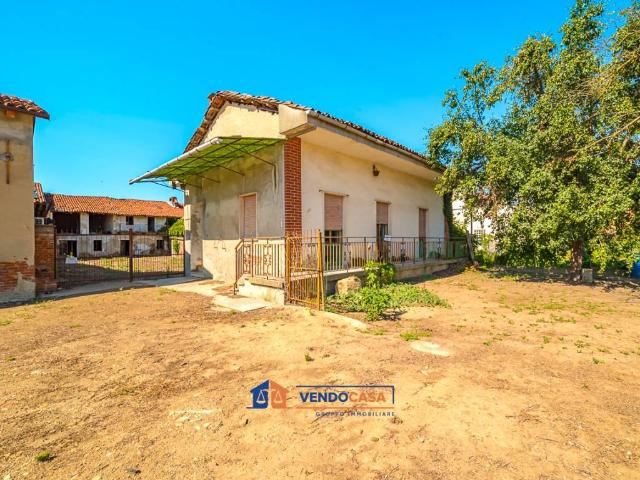 Rustico in vendita a San Giovanni, Piemonte