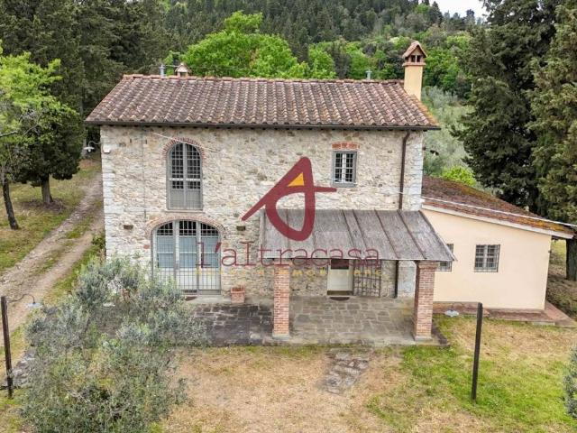 Rustico in vendita a La Serra, Carmignano