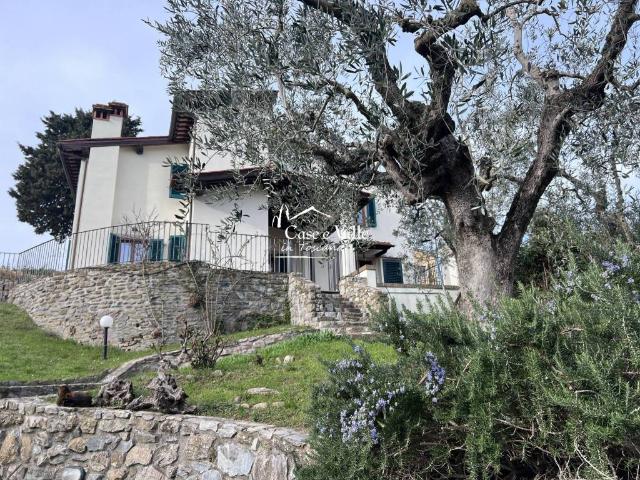 Rustico in vendita a Carmignano, Il Borgo