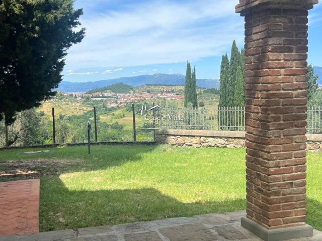 Rustico in vendita a Santa Cristina a Mezzana, Carmignano