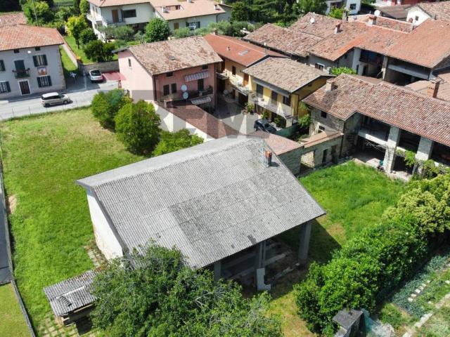 Rustico in vendita a Carobbio Degli Angeli, Lombardia
