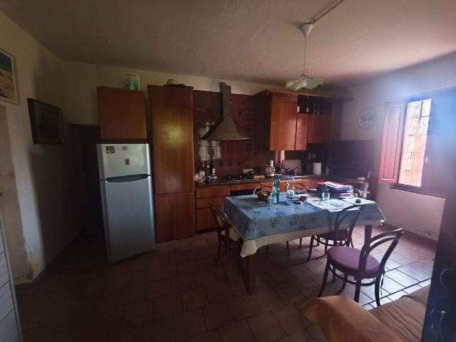 Rustico in vendita a Carpaneto Piacentino, Reggio Emilia