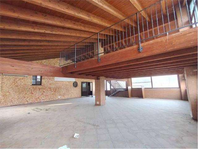Rustico in vendita a Carpaneto Piacentino, Reggio Emilia