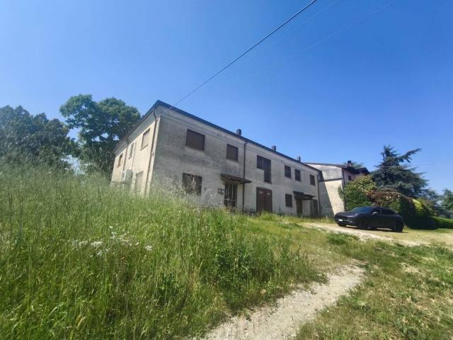 Rustico in vendita a Gropparello, Reggio Emilia
