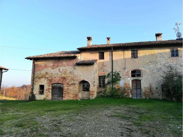 Rustico in vendita a Carpaneto Piacentino, Reggio Emilia