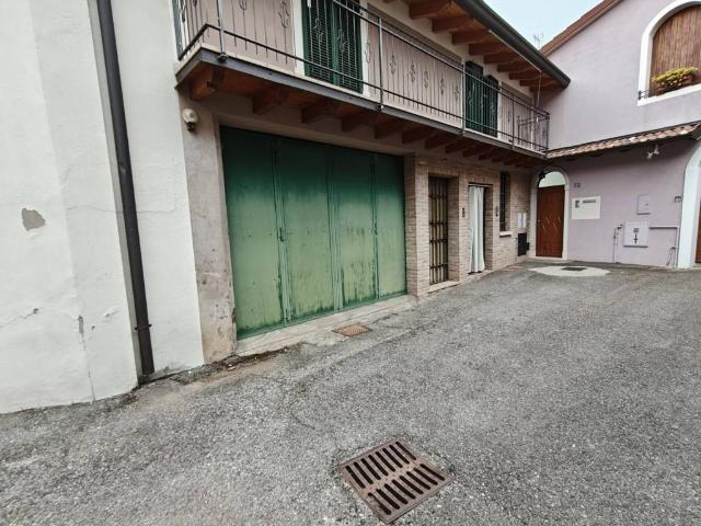 Rustico in vendita a Carpenedolo, Lombardia