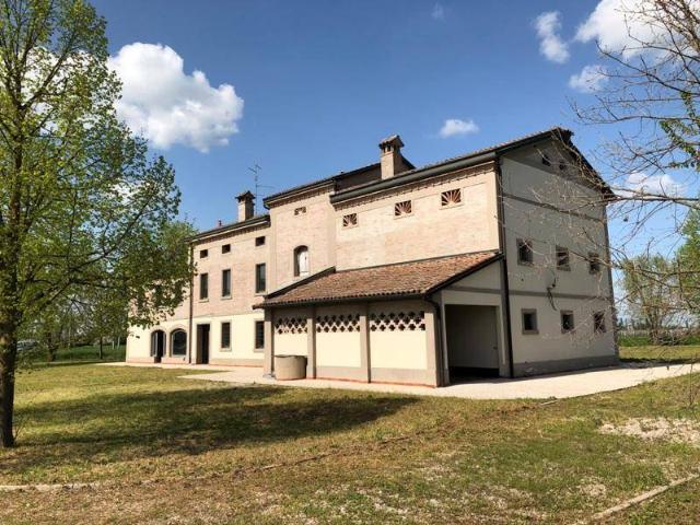 Rustico in vendita a Unione delle Terre d'Argine, Carpi