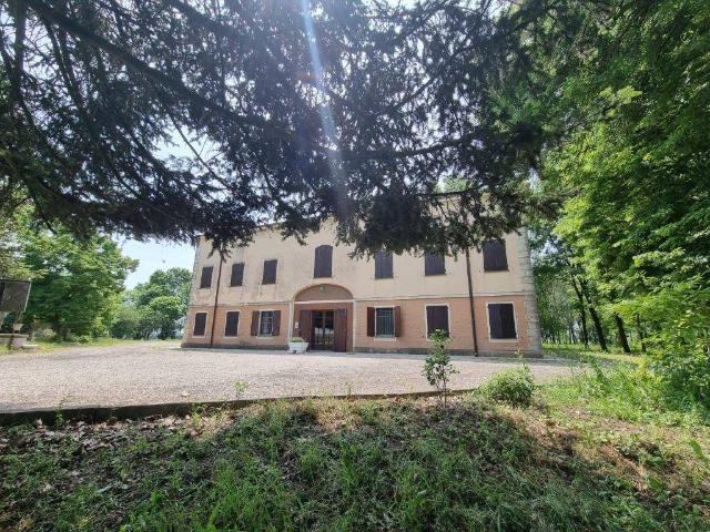 Rustico in vendita a Carpi, Modena