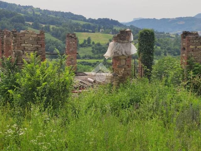 Rustico in vendita a Appennino Reggiano, Re