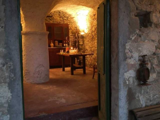 Rustico in vendita a Carro, Liguria
