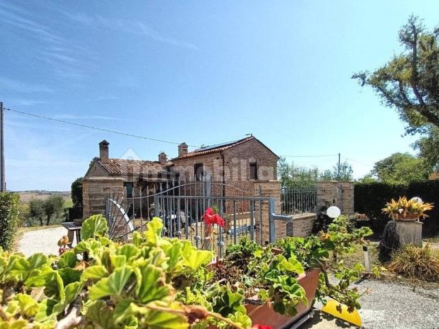 Rustico in vendita a Marche, Pesaro E Urbino
