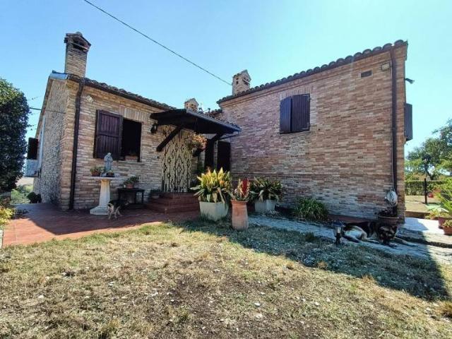 Rustico in vendita a Marche, Pesaro E Urbino