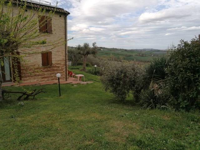 Rustico in vendita a Molinaccio, Marche