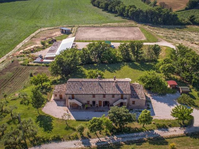 Rustico in vendita a Marche, Pesaro E Urbino