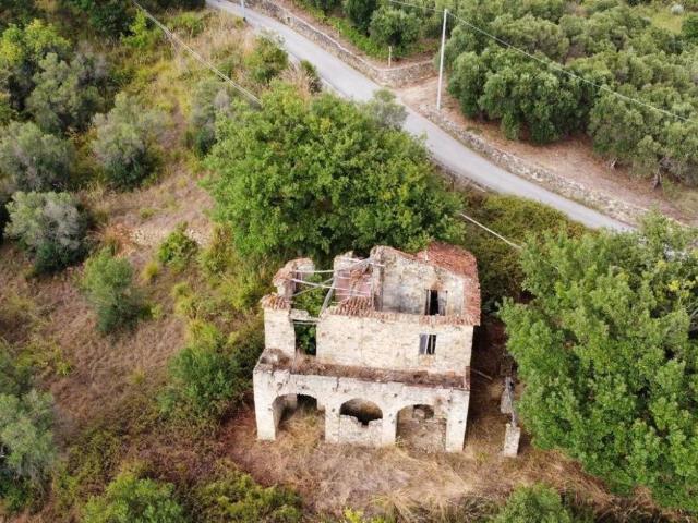Rustico in vendita a Casal Velino Marina, Campania