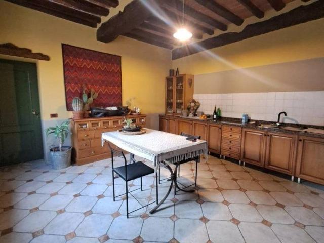 Rustico in vendita a Casalbuttano ed Uniti, Polengo