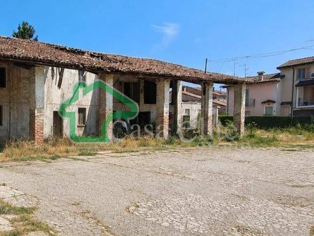 Rustico in vendita a Casale Cremasco Vidolasco, Lombardia