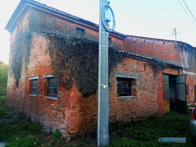 Rustico in vendita a Casale Di Scodosia, Veneto