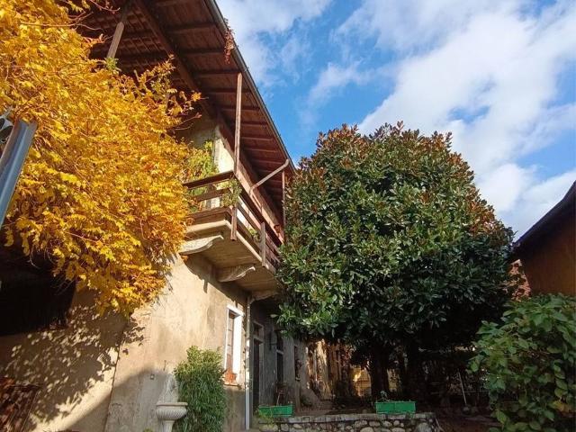Rustico in vendita a Casale Litta, Lombardia