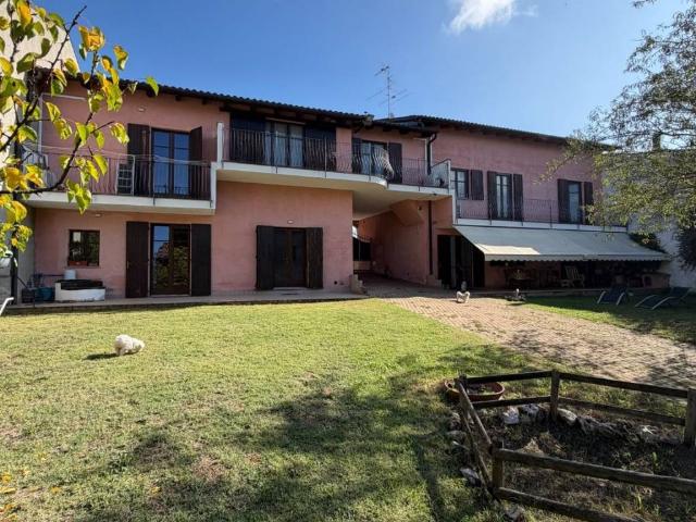 Rustico in vendita a Cantone Il Rondo, Casale Monferrato