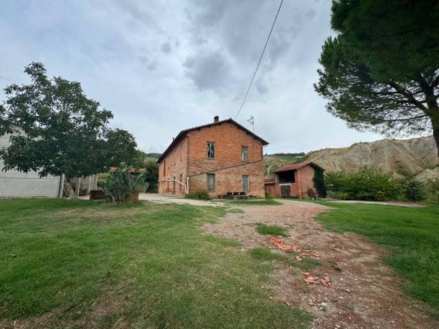 Rustico in vendita a Casalfiumanese, Bologna