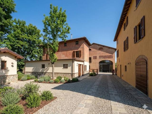 Rustico in vendita a Tresinaro - Secchia, Re