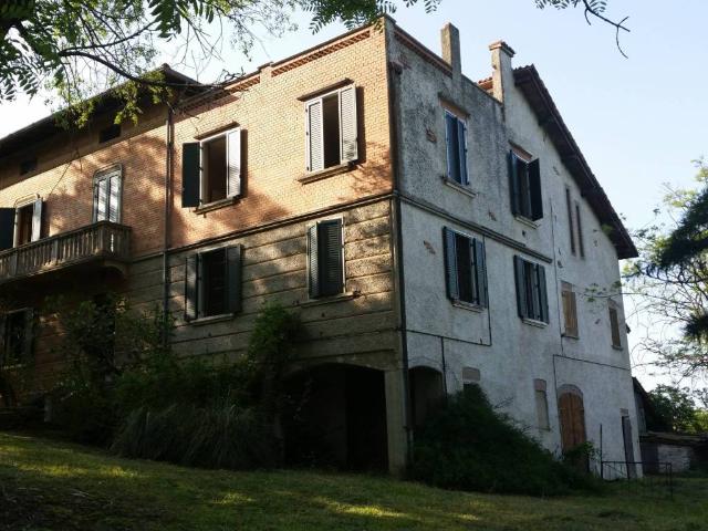 Rustico in vendita a Tresinaro - Secchia, Re