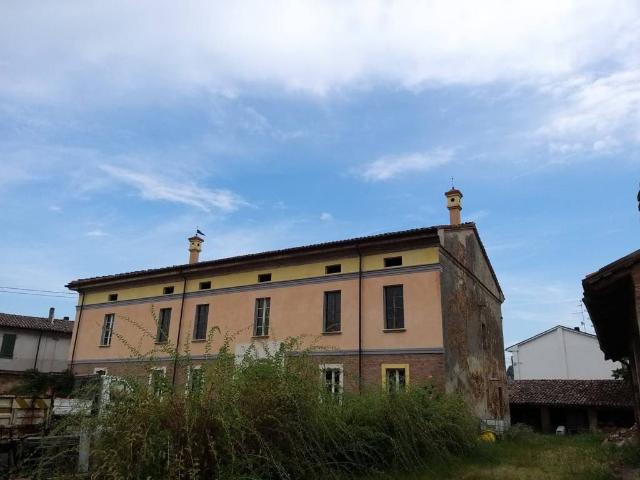 Rustico in vendita a Casalmaggiore, Lombardia