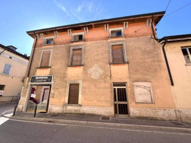 Rustico in vendita a Casalmoro, Lombardia