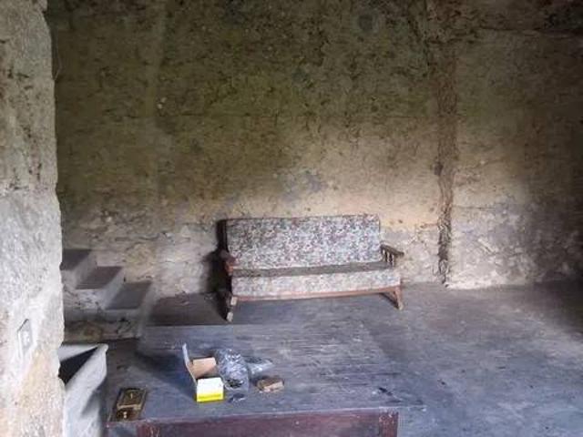 Rustico in vendita a Casalvieri, Lazio