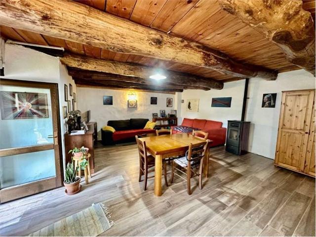 Rustico in vendita a Casargo, Lombardia