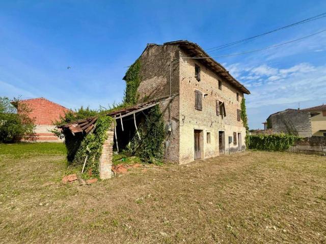 Rustico in vendita a Casarsa Della Delizia, Friuli-Venezia Giulia