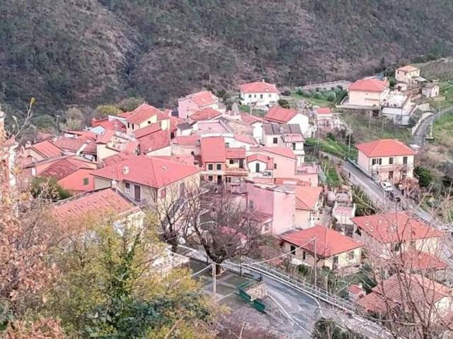 Rustico in vendita a Verici superiore, Casarza Ligure
