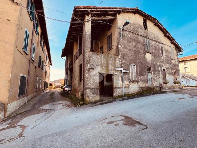 Rustico in vendita a Valaperta, Casatenovo