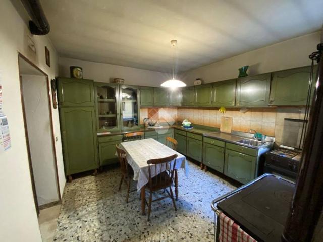 Rustico in vendita a Colognola, Casazza