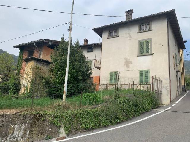 Rustico in vendita a Casazza, Lombardia