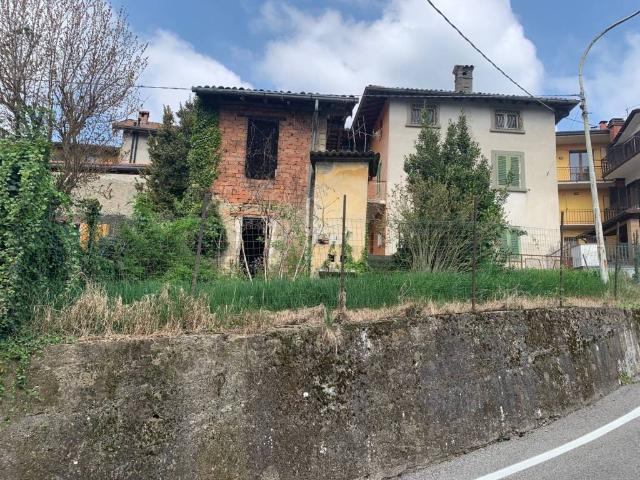 Rustico in vendita a Casazza, Lombardia