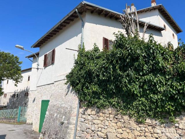 Rustico in vendita a Cascia, Umbria