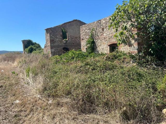Rustico in vendita a Casciana Terme Lari, Lari