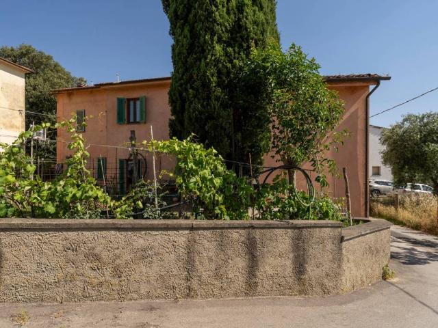Rustico in vendita a Casciana Terme Lari, Lari