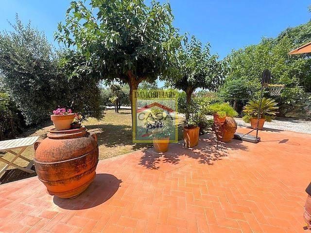 Rustico in vendita a Marciana, Cascina