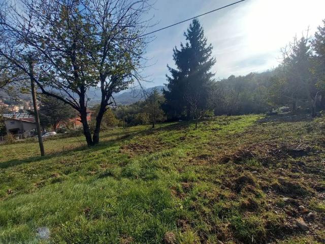 Rustico in vendita a Casella, Liguria