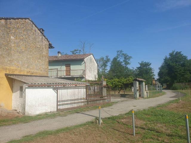 Rustico in vendita a Caselle Landi, Lombardia