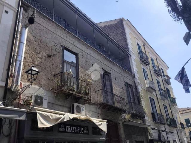 Villa Indipendente in vendita a Centro Storico, Caserta