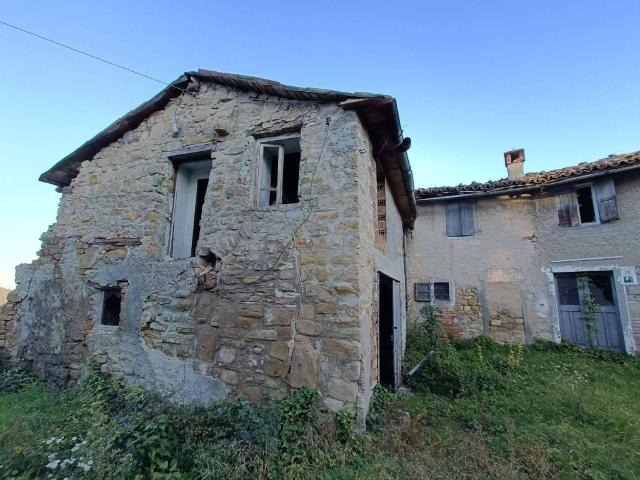 Rustico in vendita a Appennino Reggiano, Re