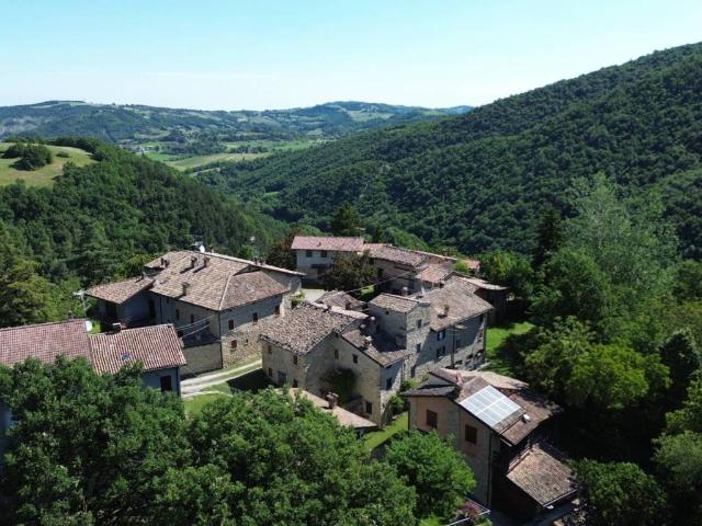 Rustico in vendita a Appennino Reggiano, Re