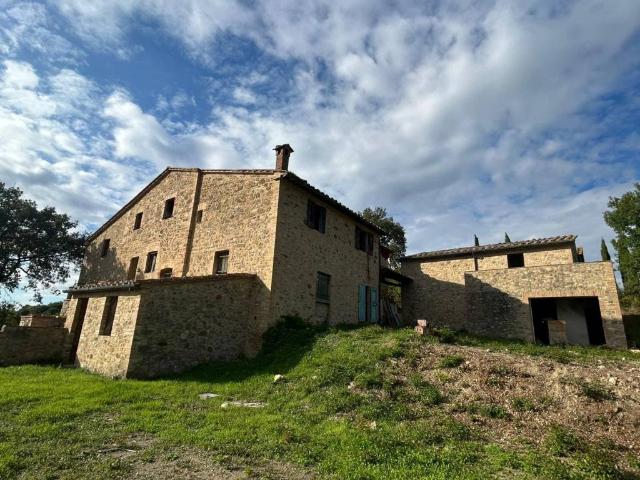 Rustico in vendita a Casole D'elsa, Toscana