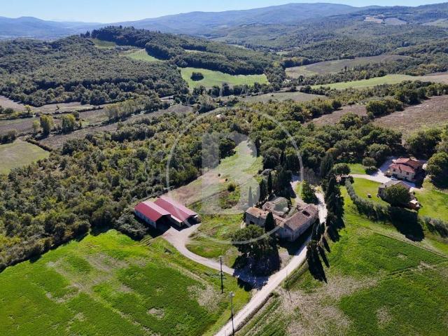 Rustico in vendita a Casole D'elsa, Toscana